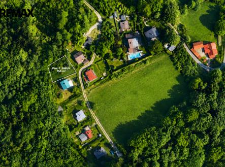 pozemek.png | Pronájem - pozemek, zahrada, 358 m²