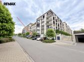 Pronájem - obchodní prostor, 173 m²