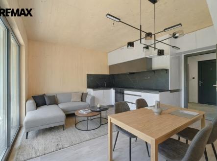 2.jpeg | Prodej bytu, 3+kk, 79 m²