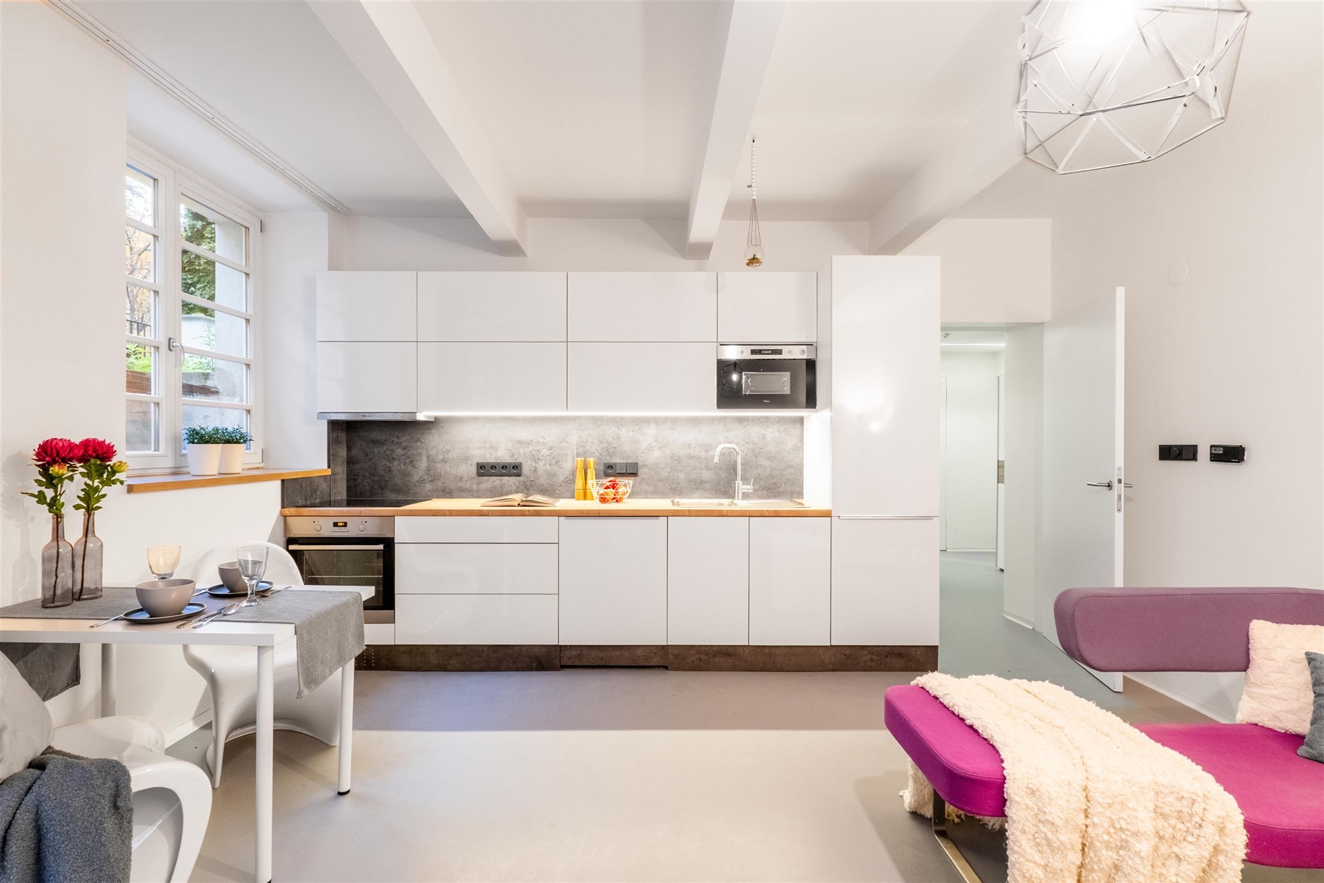 obývací pokoj + kk