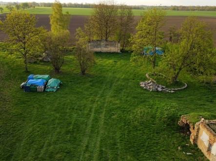 . | Prodej - pozemek pro bydlení, 850 m²