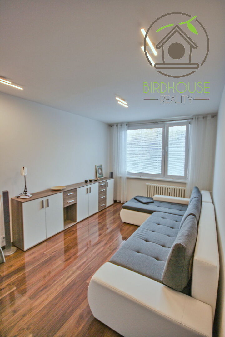 Pronájem bytu 2+kk 45 m2 - Praha Háje