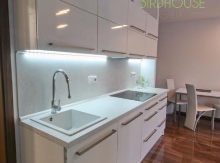 Pronájem bytu, 2+kk, 44 m²