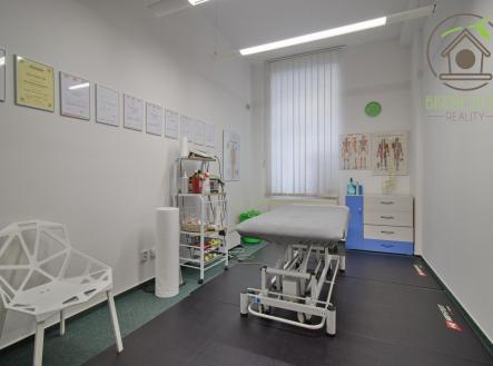 Pronájem - kanceláře, 40 m²