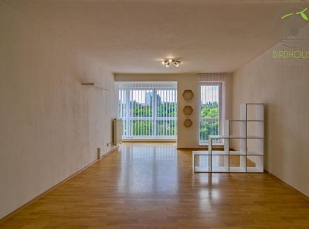 Pronájem bytu, 2+kk, 72 m²