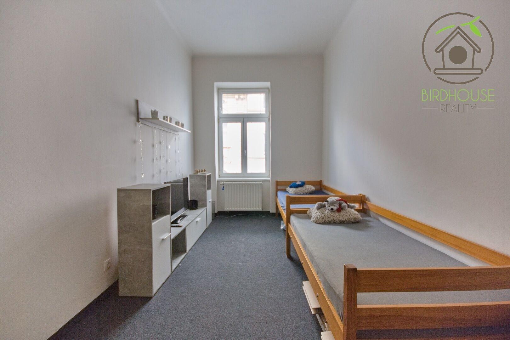 Pronájem bytu 3+1 97 m2 - Plzeň