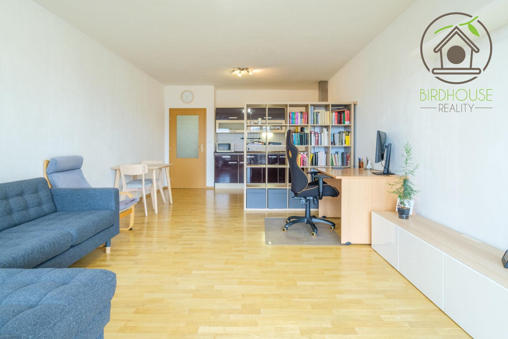 Prodej bytu 2+kk s garážovým stáním, Plzeň - Skvrňany