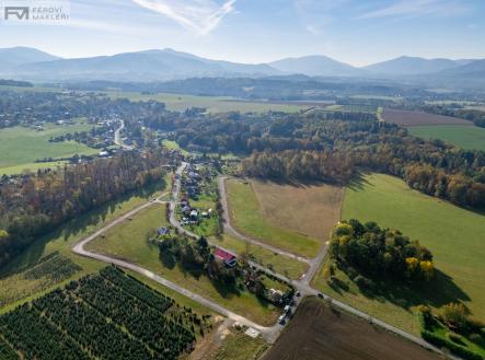 dji-20241021105936-0421-d-hdr.jpg | Prodej - pozemek pro bydlení, 948 m²