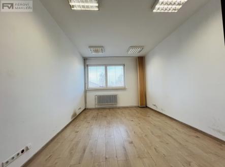 img-6808.jpg | Pronájem - kanceláře, 1 053 m²