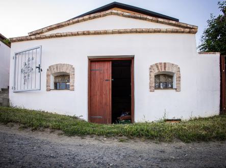 IMG_5810 | Prodej - zemědělský objekt, 1 258 m²