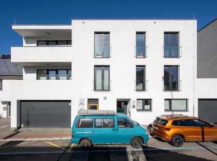 Z71_6115 | Pronájem bytu, 2+kk, 55 m²