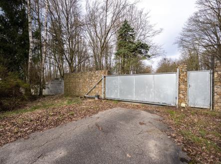 Z71_4471 | Prodej - komerční objekt, sklad, 2 250 m²