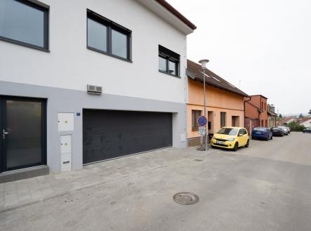 Z71_5247 | Pronájem bytu, 2+kk, 42 m²