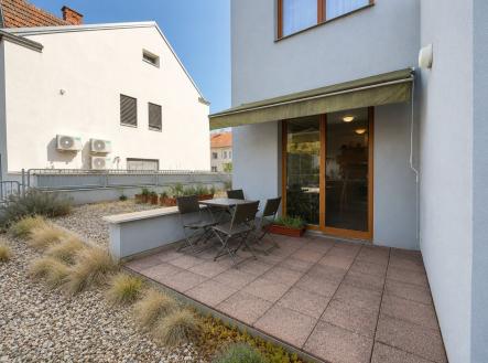 terasa | Pronájem bytu, 2+kk, 44 m²