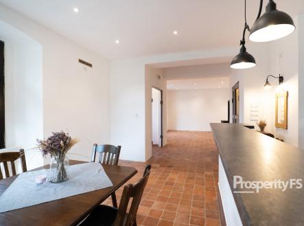 PANA6581 | Prodej - restaurace, 248 m²