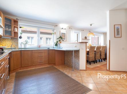 PANA1715 | Prodej - dům/vila, 200 m²