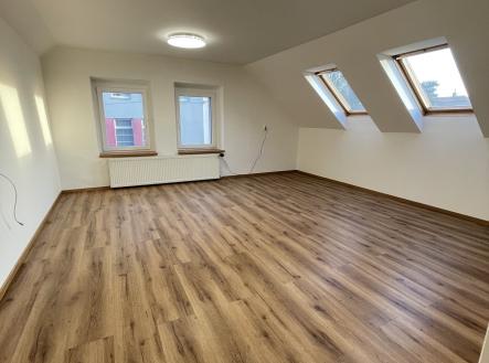 IMG_5613 | Pronájem bytu, 1+kk, 35 m²