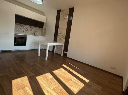 Pronájem bytu, 2+kk, 43 m² obrázek