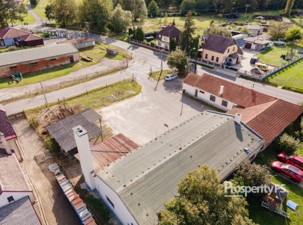 komercni-areal-vcetne-firemniho-zazemi-dji-0456-8d4b0f | Prodej - kanceláře, 475 m²