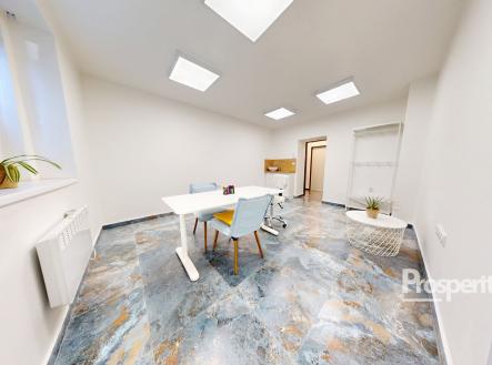 08282025_093429 | Pronájem - komerční objekt, jiný, 18 m²