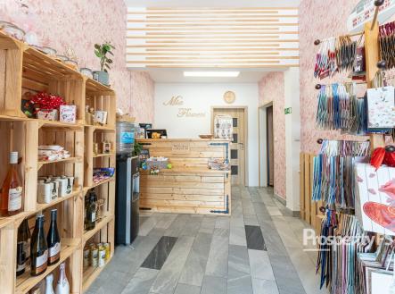 Prodejna / Pokladna | Prodej - komerční objekt, jiný, 198 m²