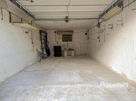 IMG_0729 | Prodej - malý objekt/garáž