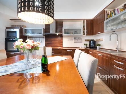 PANA7022 | Prodej - dům/vila, 170 m²