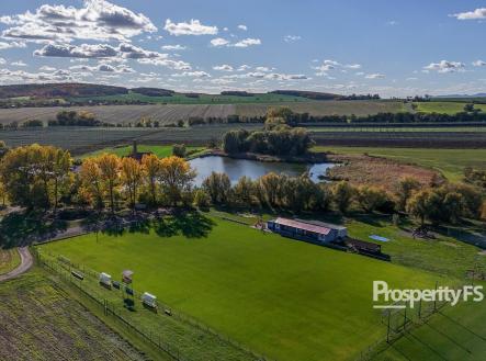 DJI_20251018145014_0031_D | Prodej - dům/vila, 247 m²