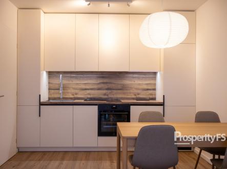 Pronájem bytu, 2+kk, 38 m²