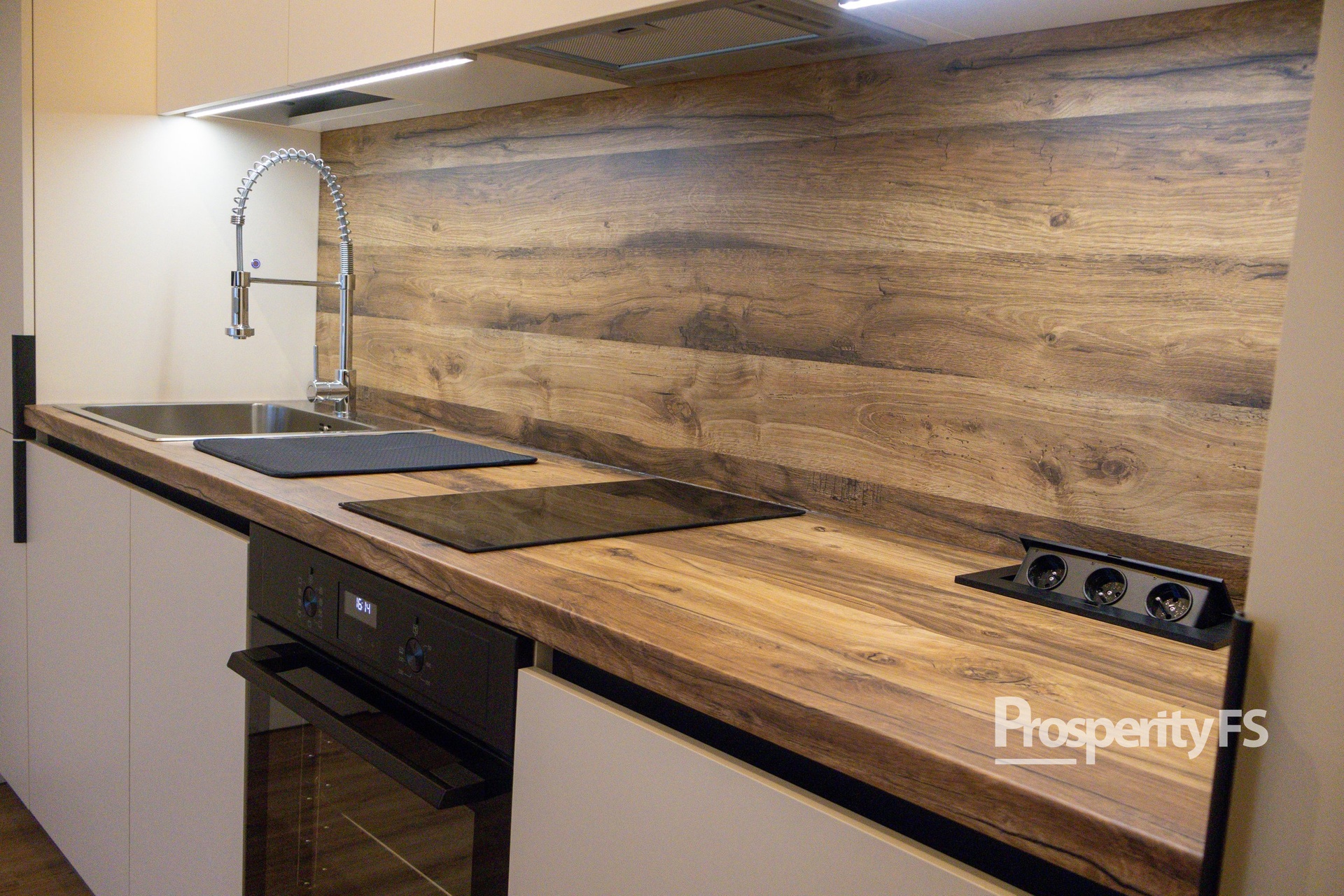 Pronájem bytu 2+kk 38 m², Kladno - Dubí, Ke Křížku