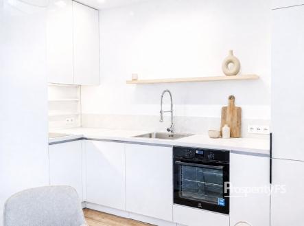 Kuchyň | Pronájem bytu, 2+kk, 53 m²