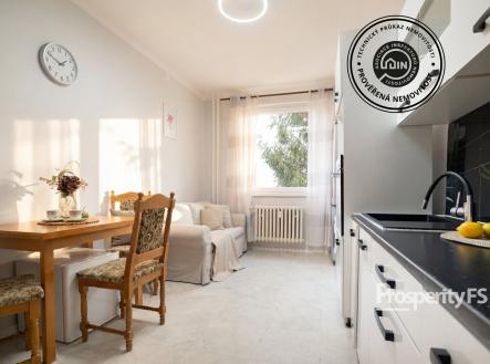 ablona pečeť inspekce (1) | Prodej bytu, 3+1, 74 m²