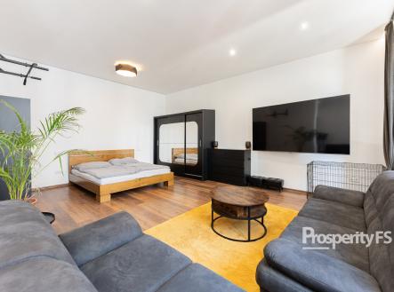 Obývací pokoj + ložnice | Prodej bytu, 1+kk, 72 m²