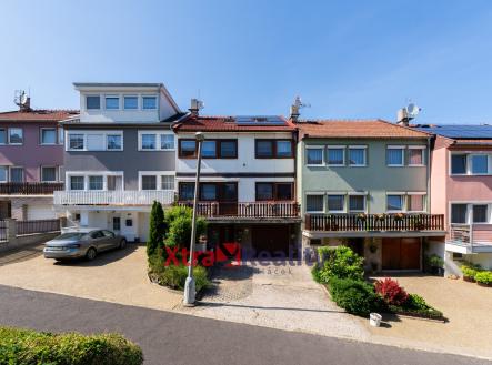 1 | Prodej - dům/vila, 240 m²