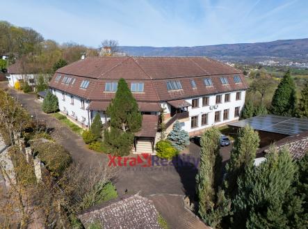 1 | Prodej - komerční objekt, jiný, 2 300 m²