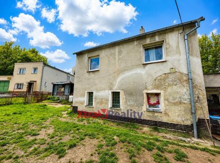 1 | Prodej - dům/vila, 180 m²