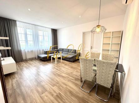 img-1203.jpg | Pronájem bytu, 3+1, 89 m²