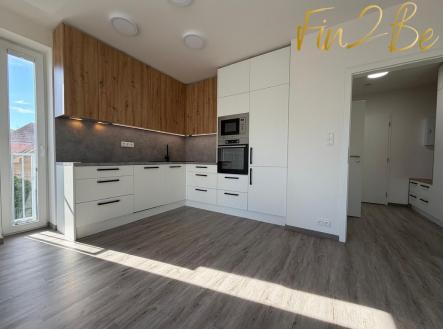 whatsapp-image-2026-06-14-at-23.42.18-7.jpeg | Pronájem bytu, 1+kk, 2 240 m²