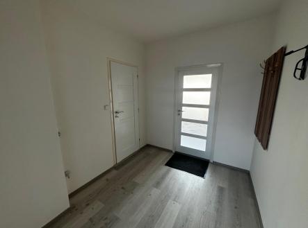 Pronájem bytu, 2+kk, 42 m²