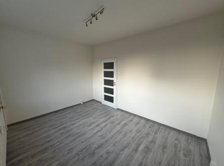 Pronájem bytu, 2+kk, 42 m²