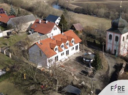 Prodej - dům/vila, 282 m²