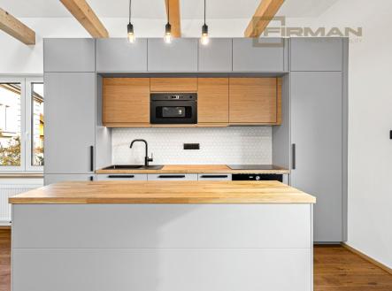 foto: 4 | Prodej - dům/vila, 171 m²