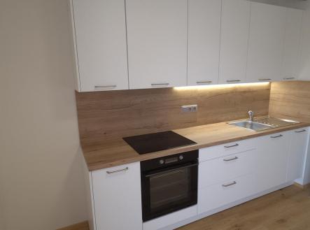 20251023_144257.jpg | Pronájem bytu, 2+kk, 38 m²