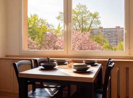 jídelna | Prodej bytu, 3+1, 74 m²