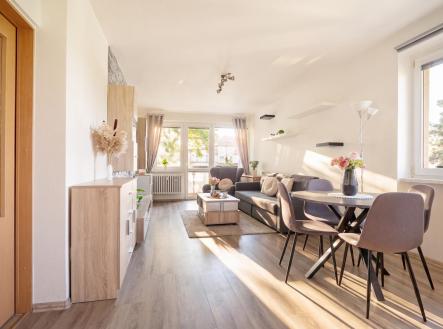 jídelna | Prodej bytu, 2+1, 59 m²