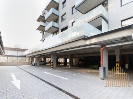 DSC_1971 | Pronájem - malý objekt/garáž