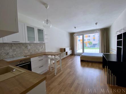 IMG_4472 | Prodej bytu, 1+kk, 35 m²