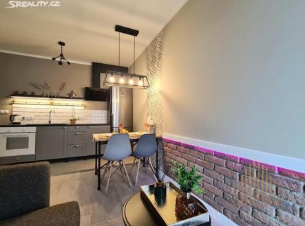 c87acf4d-5df4-4620-9ee0-bffbcc2d8065 | Pronájem bytu, 2+kk, 38 m²