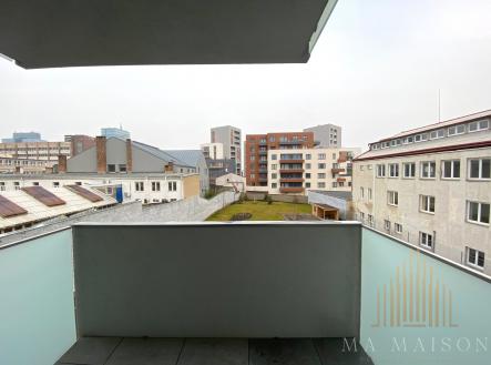 IMG_3524 | Pronájem bytu, 1+kk, 37 m²