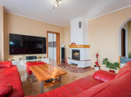 7IV08017 | Prodej - dům/vila, 327 m²